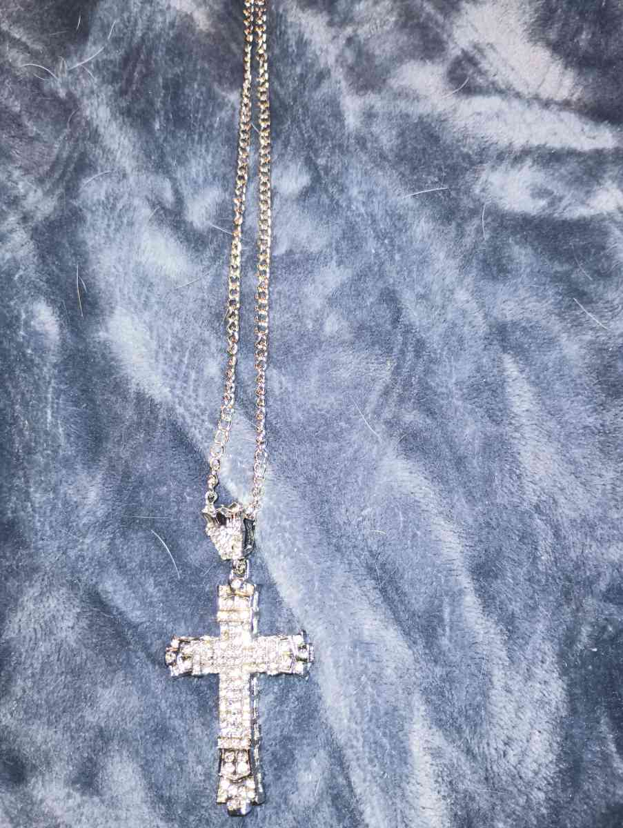 cross necklace