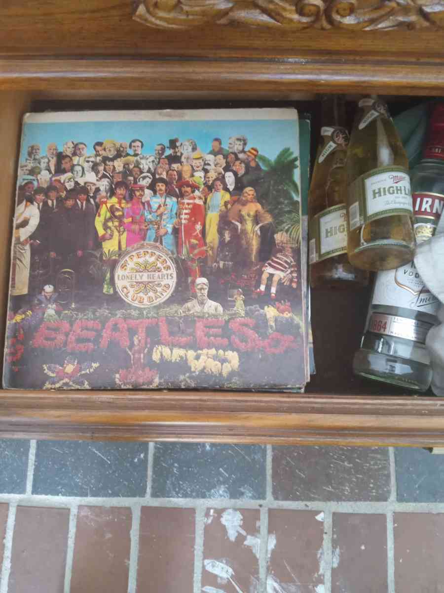 1967 Beatles Sergeant Peppers Lonely Hearts Club Record