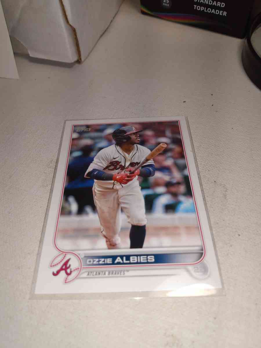 Topps 2022 Ozzie Albies
