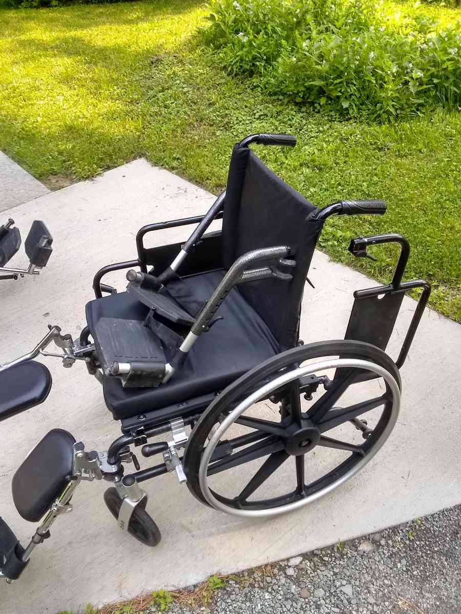 Breezy  Wheelchair