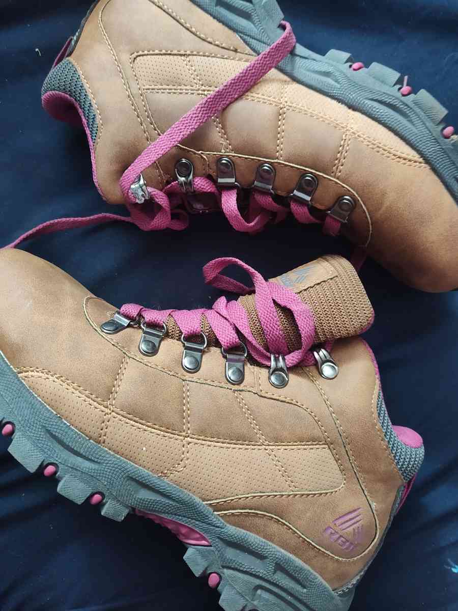 RBX hiking shoes