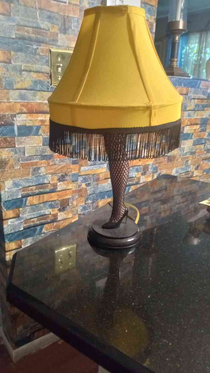 A Christmas Story classis Leg Lamp
