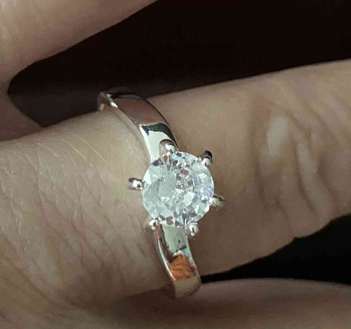 Beautiful womens rings