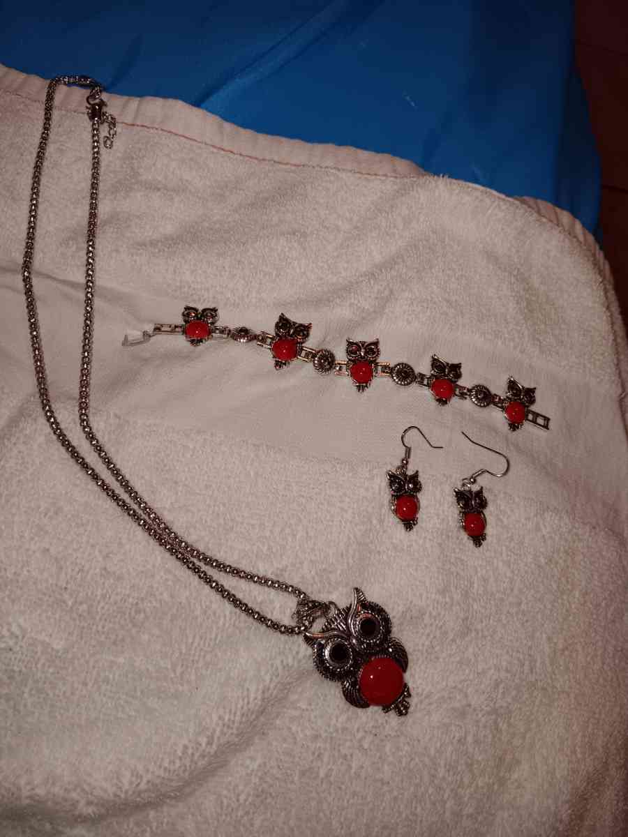 Brand new Owl collection fashion jewelry