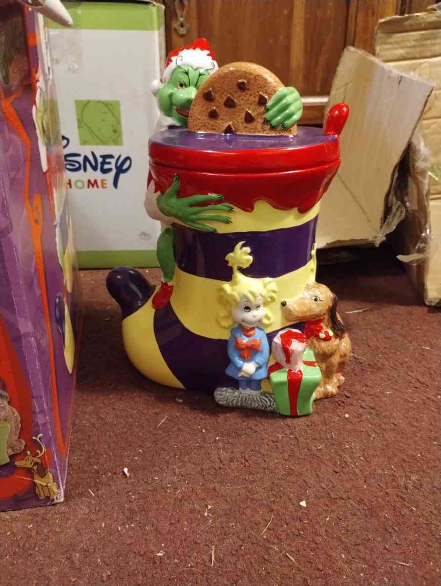 the Grinch cookie jar
