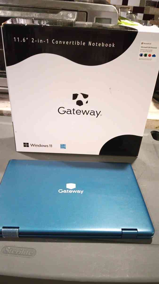 Gateway Celeron 11IN Notebook Blue
