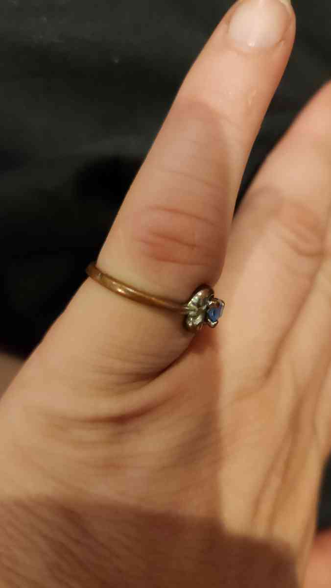 Topaz flower ring with plated gold