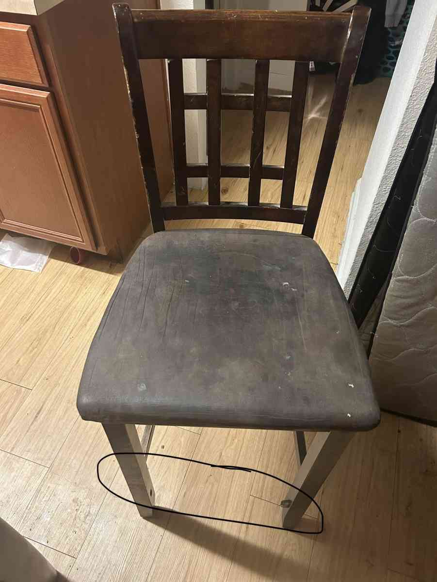5 chair table