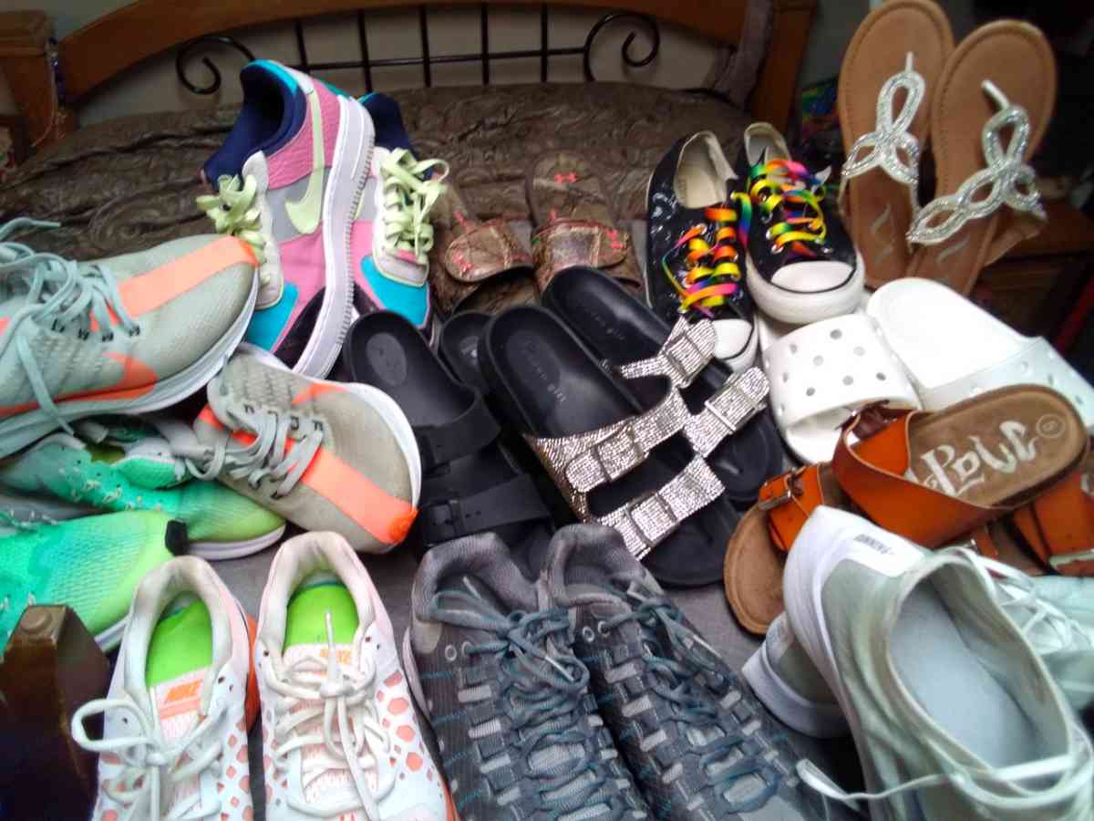 several different size shoes