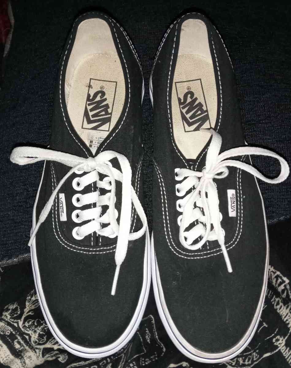 Navy and white off the wall Unisex Vans