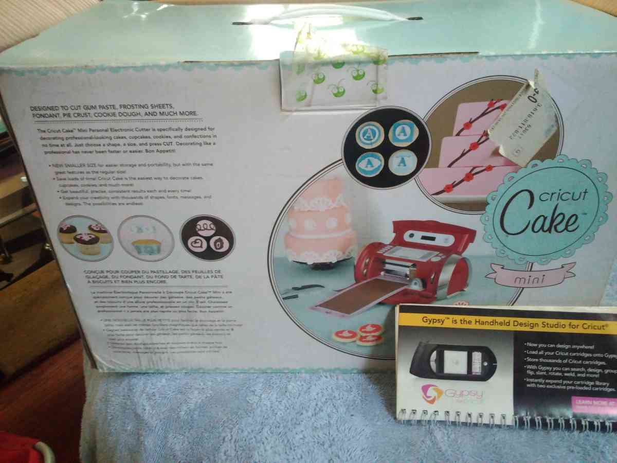 cricut cake mini