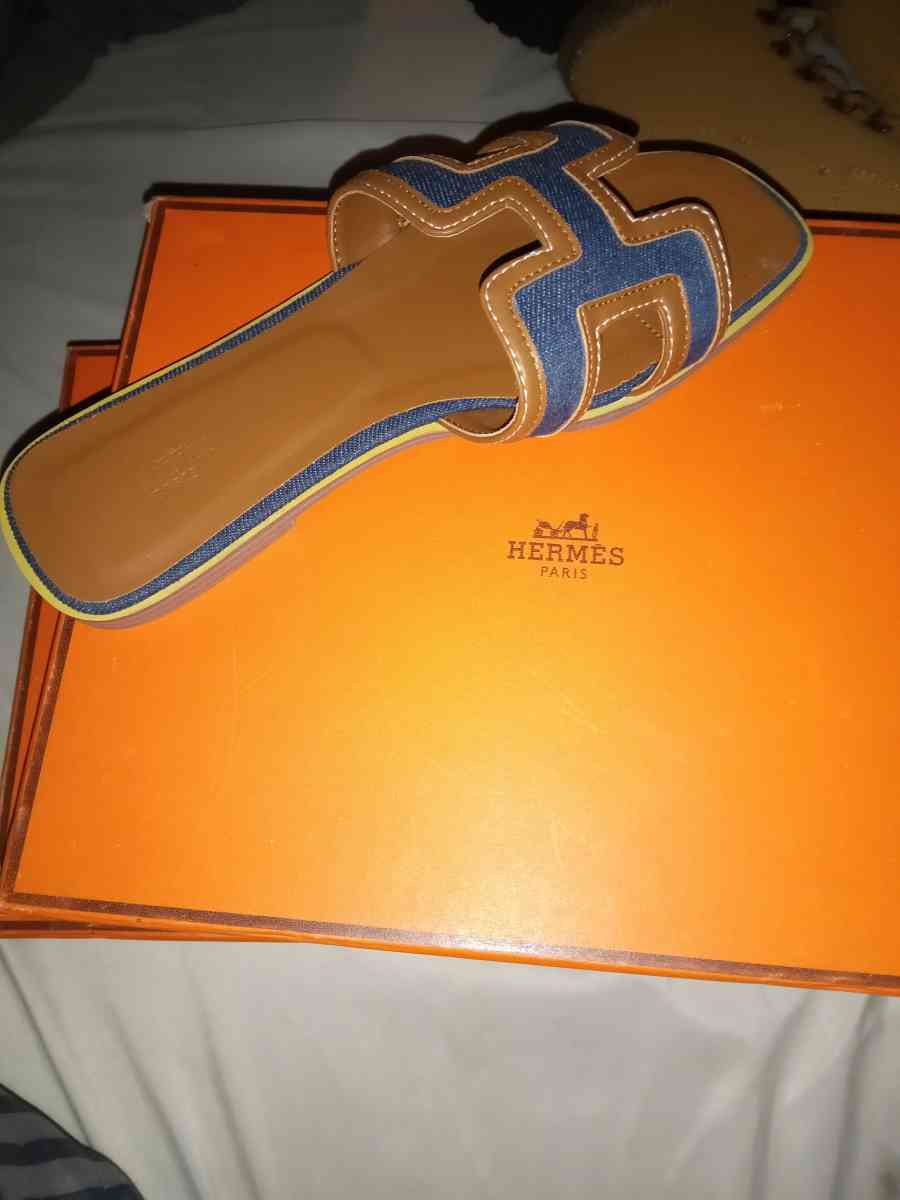 Hermes sandals