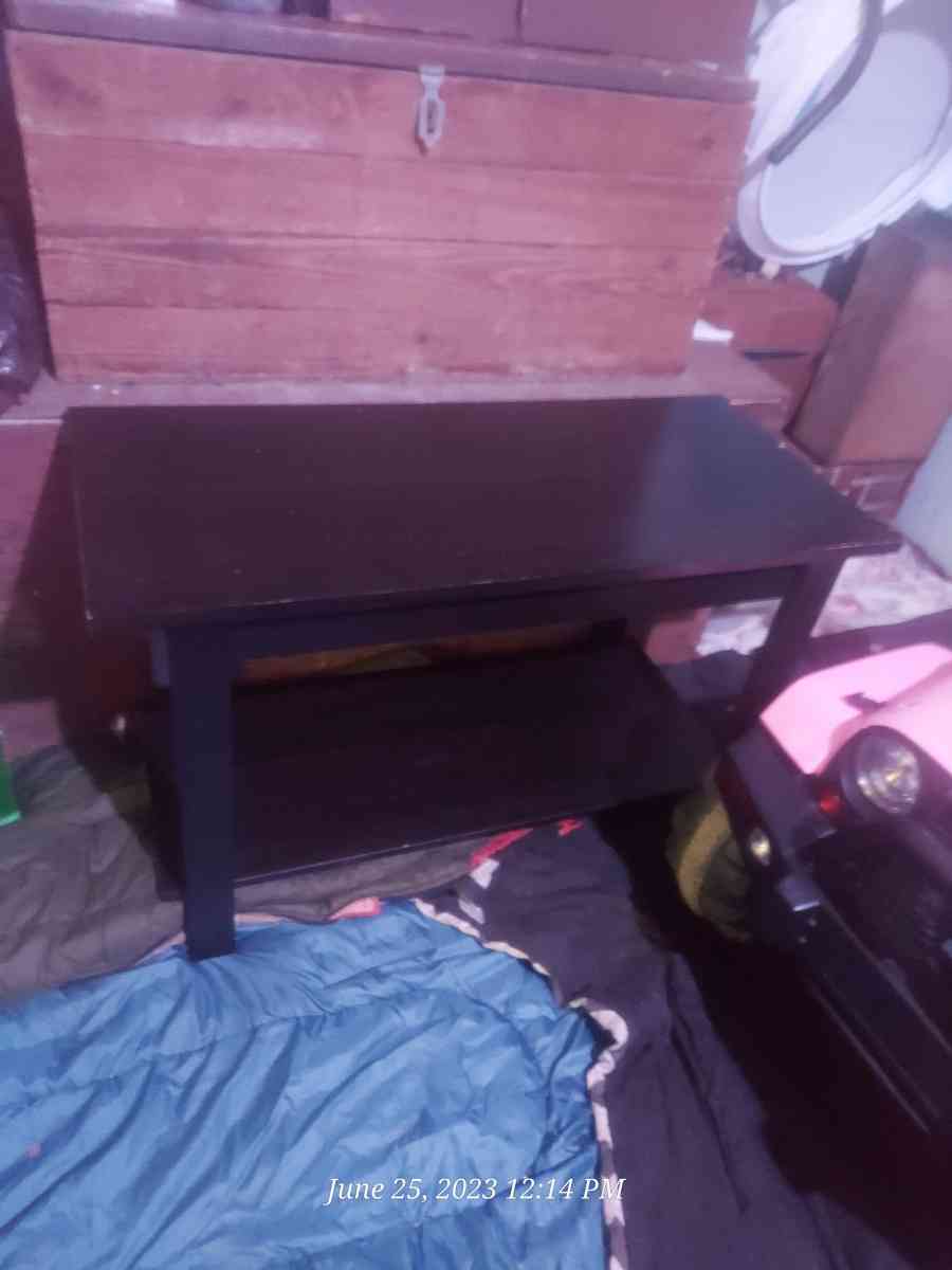 tables and dresser drawers