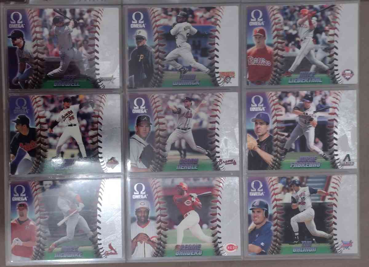 Lot of 45 raw baseball cards
