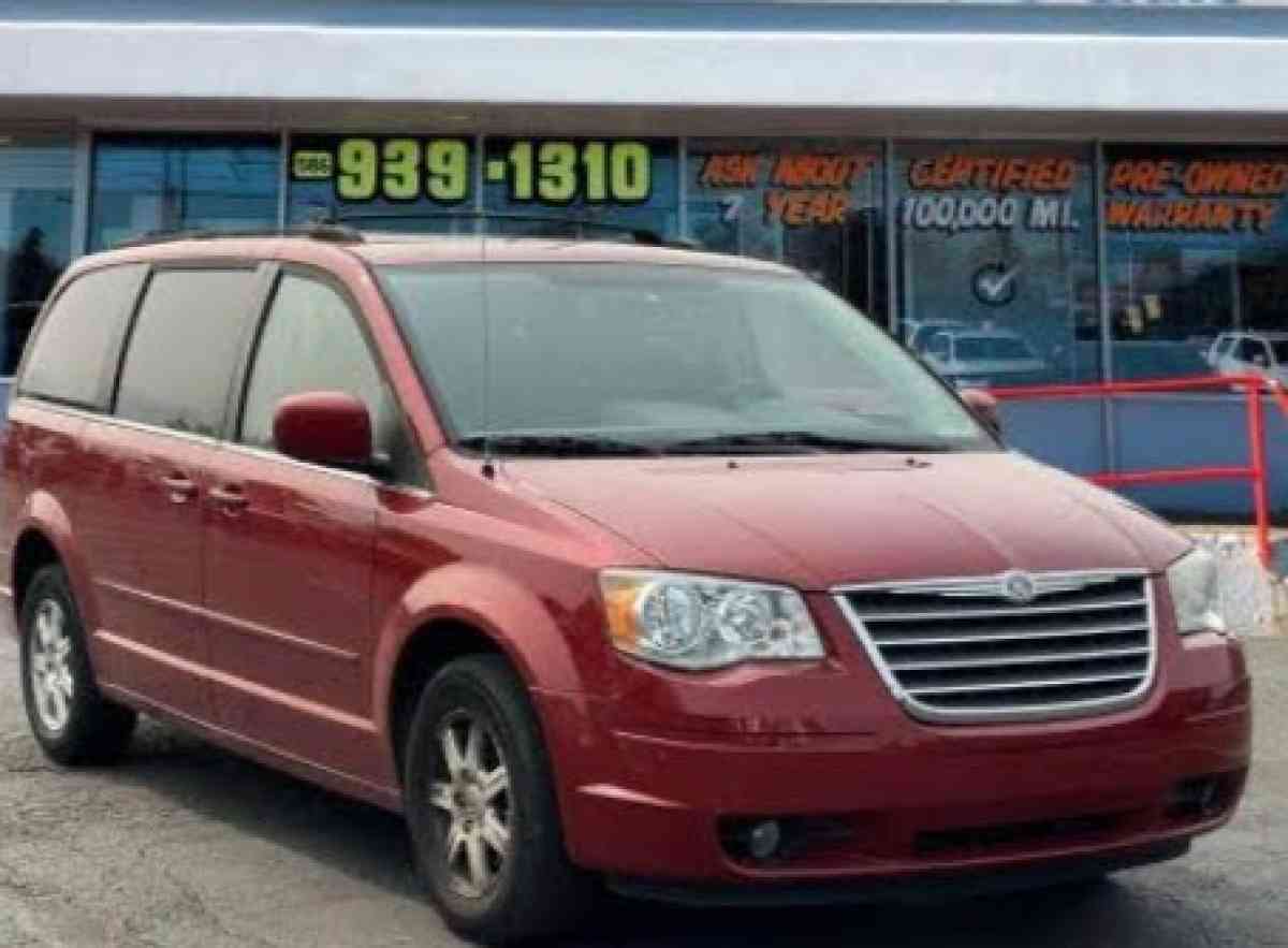 Chrysler Town and Country
