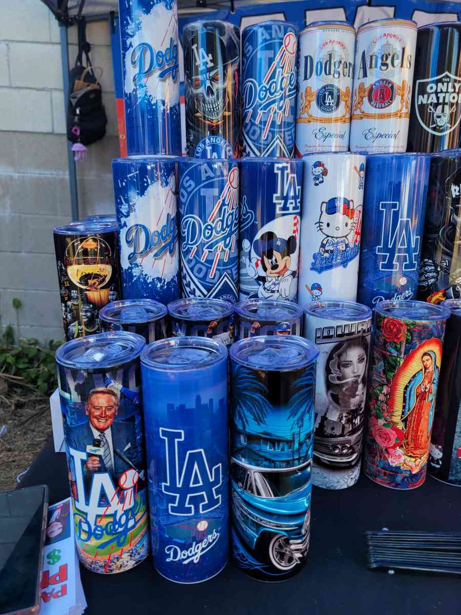 Tumbler With Straw And Box For Hot Or cold