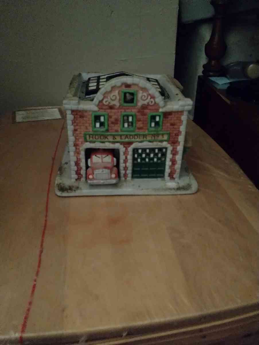 light house candle holder and wamer