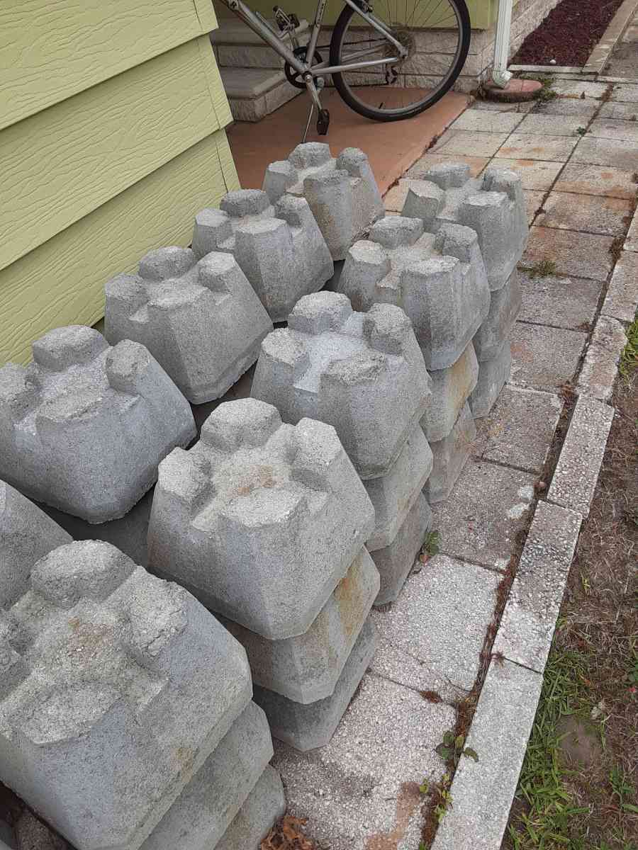 concrete Footers blocks