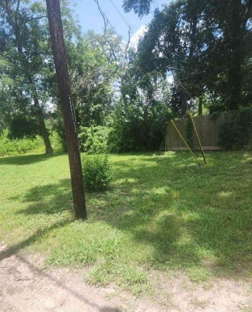 1 lot for sale 63 X 90 in North Houston