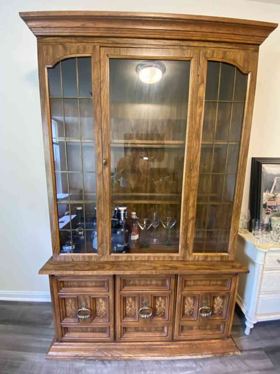 China cabinet