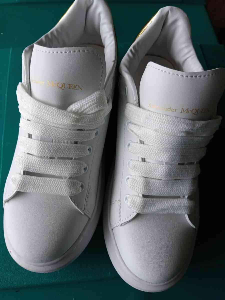 Alexander McQueen white fashion sheakers