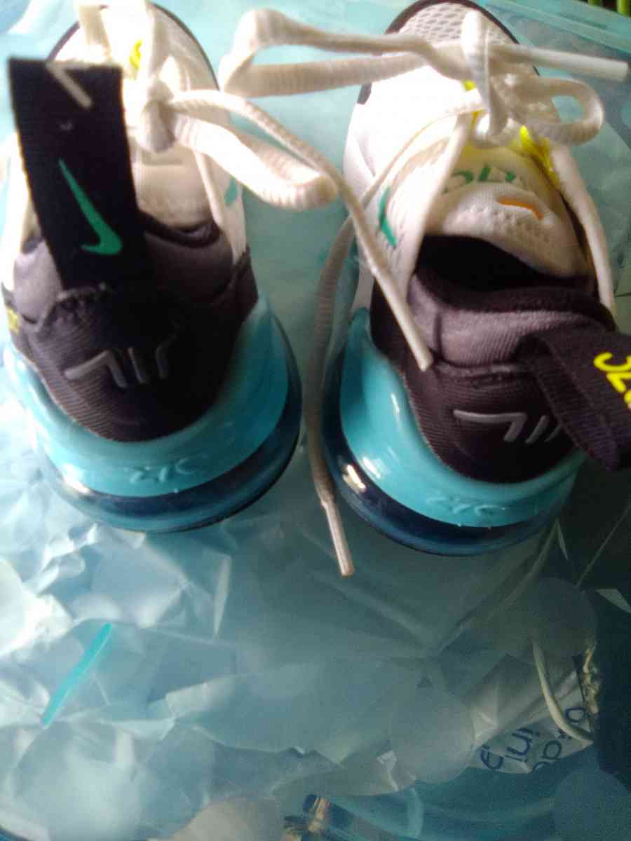 Nike Air Max 270 sneakers  kids