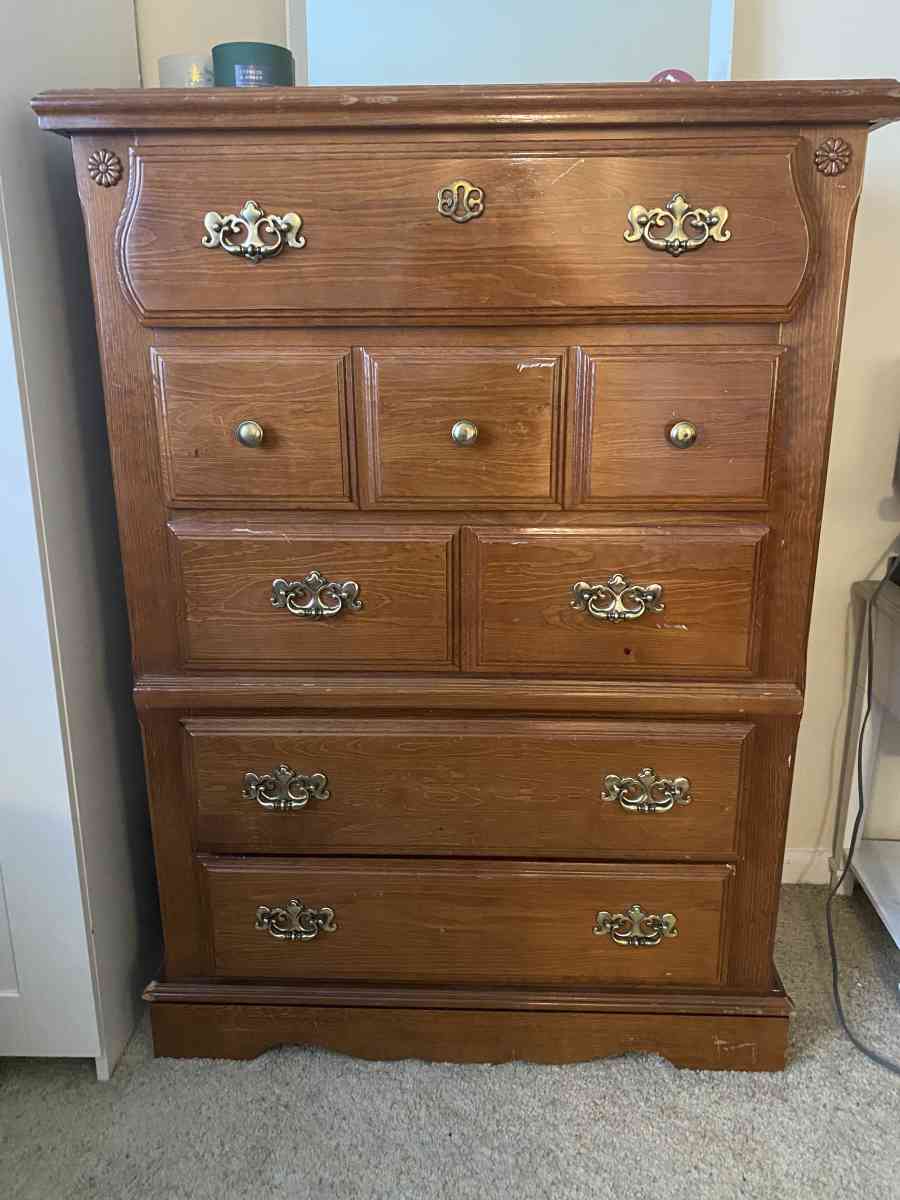 Wood Dresser