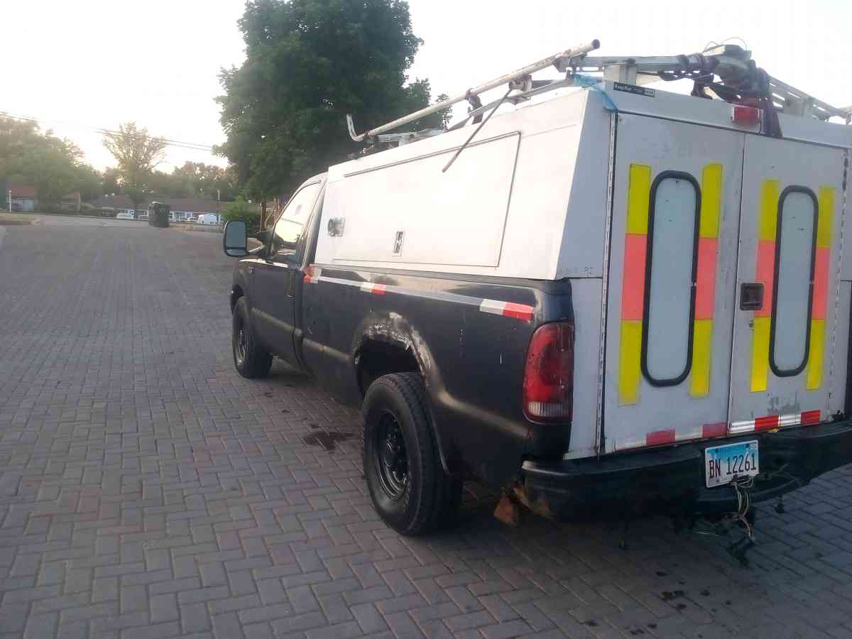 Ford 250 2004 145 mil millas en buenas condiciones