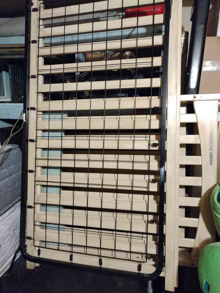 baby crib