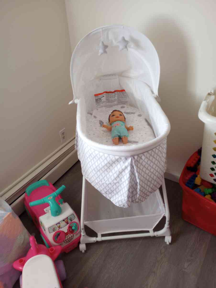 two bedroom apartment everything must go 2000