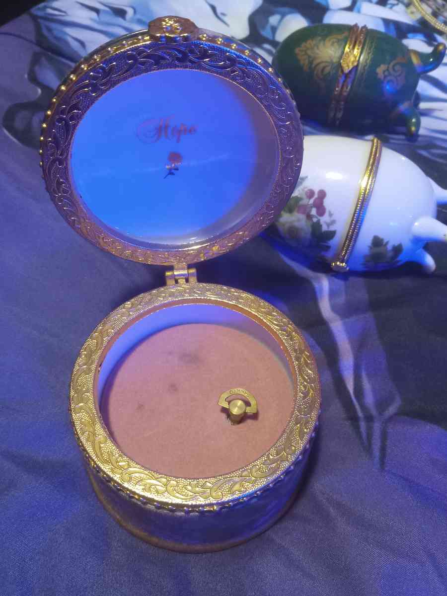 hope musical box