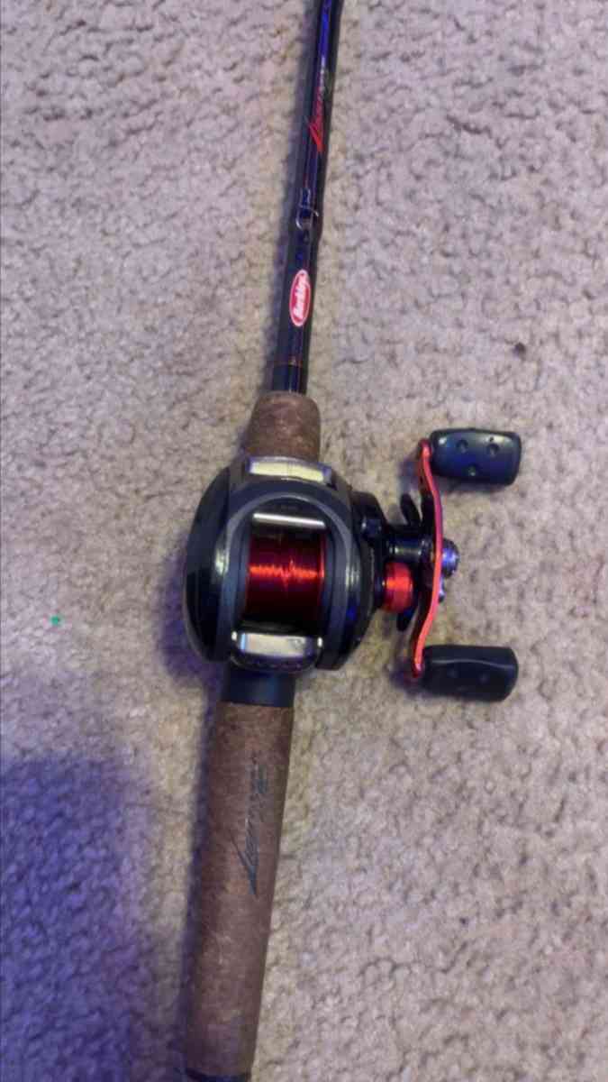 Black Max Bait Caster 7ft Rod Reel
