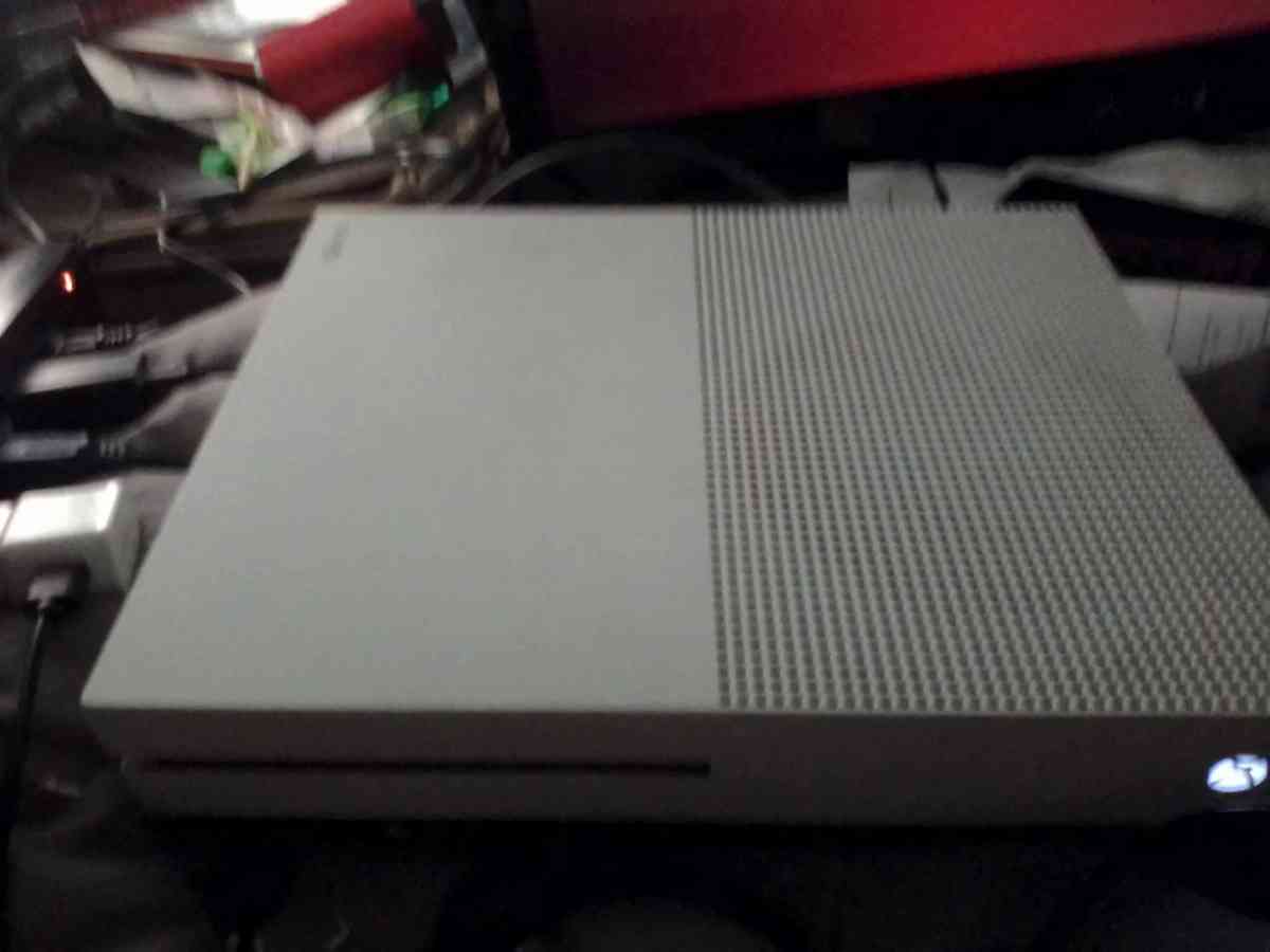 Xbox One S