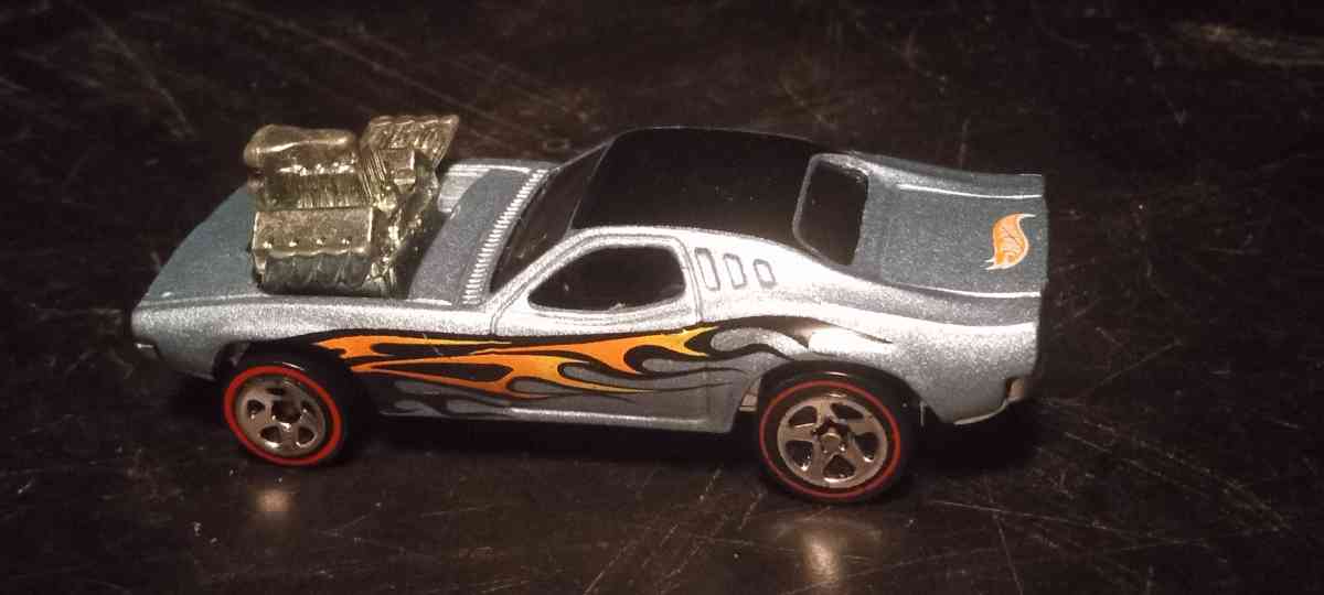 Hot wheels Rodger dodger collectible toy die cast car inly