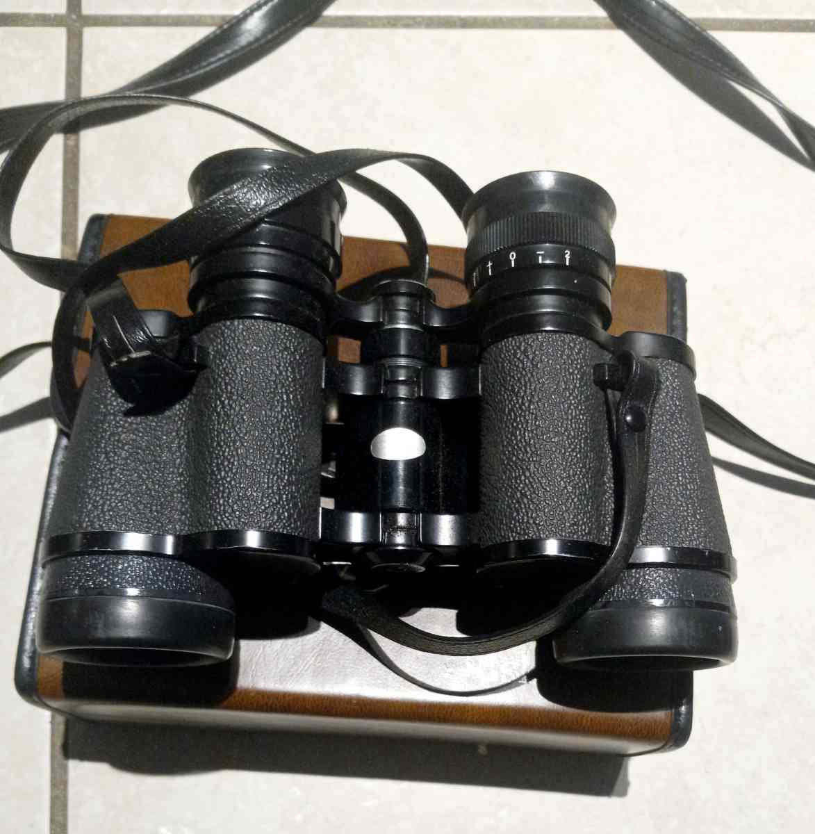Bushnell binoculars with case