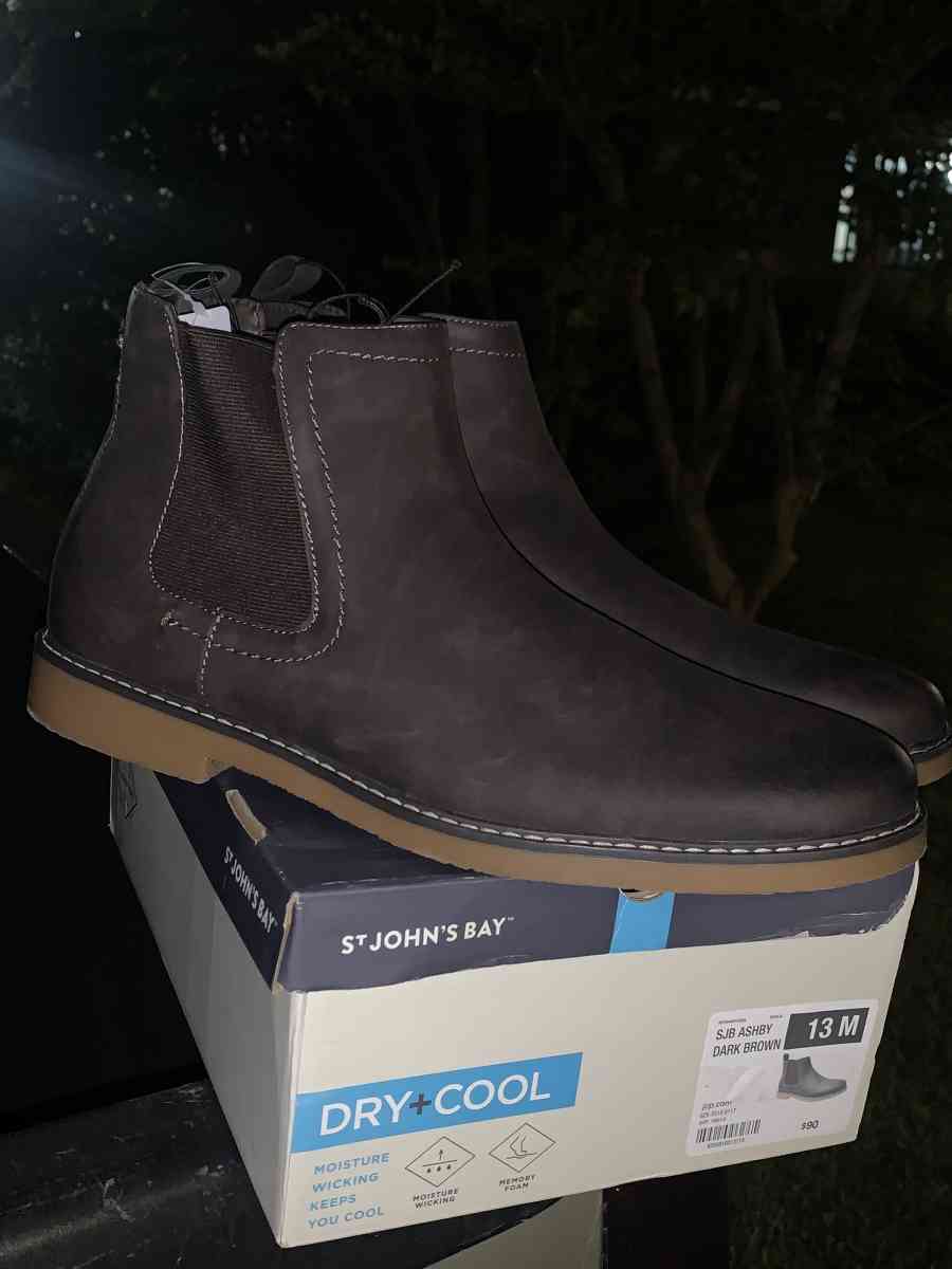 NEW SHOES 40 EACH ONE