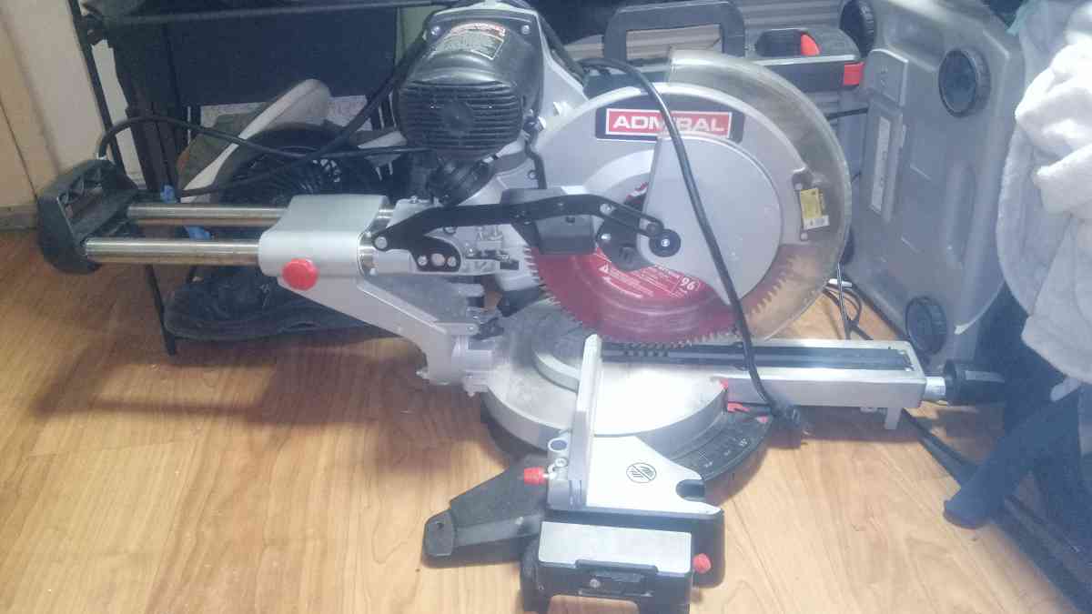 miter saw