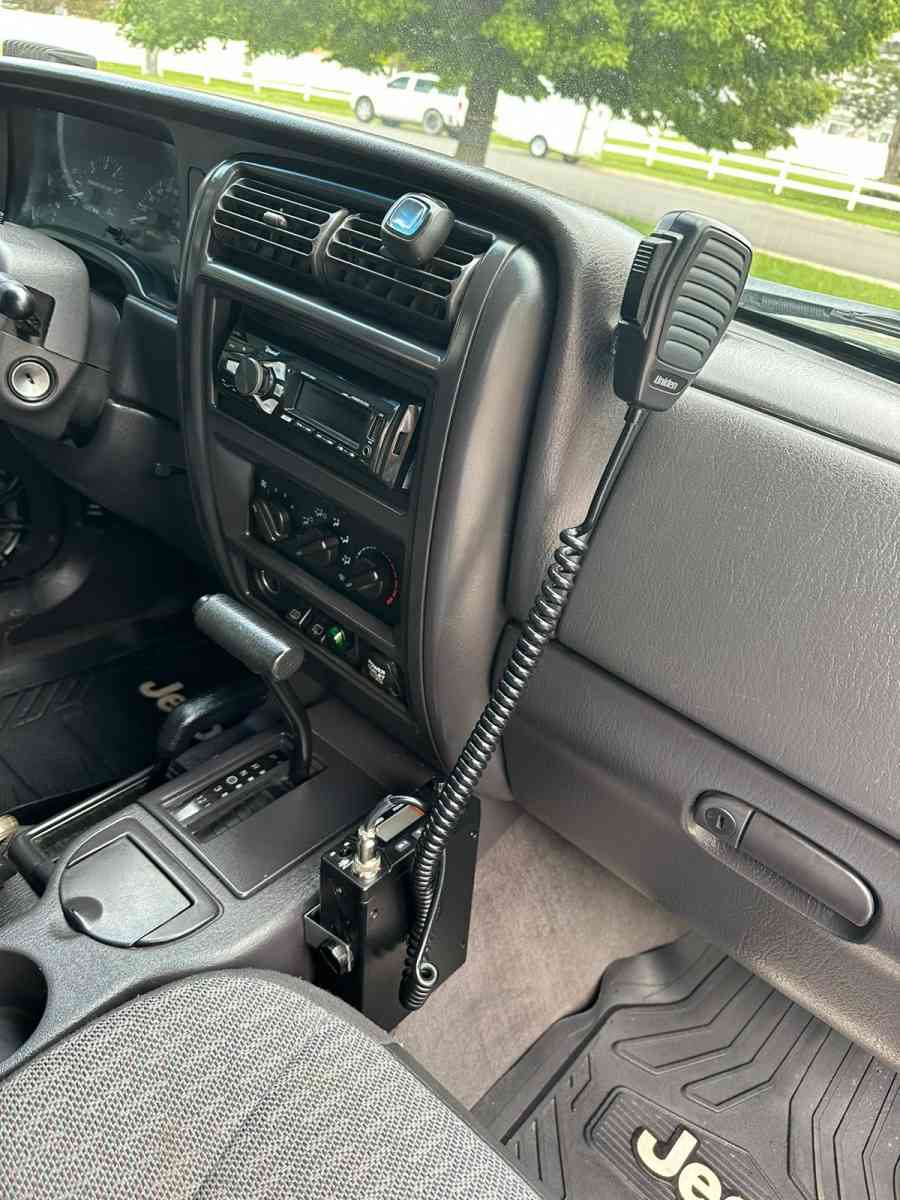 CASH Jeep Cherokee V6 1999