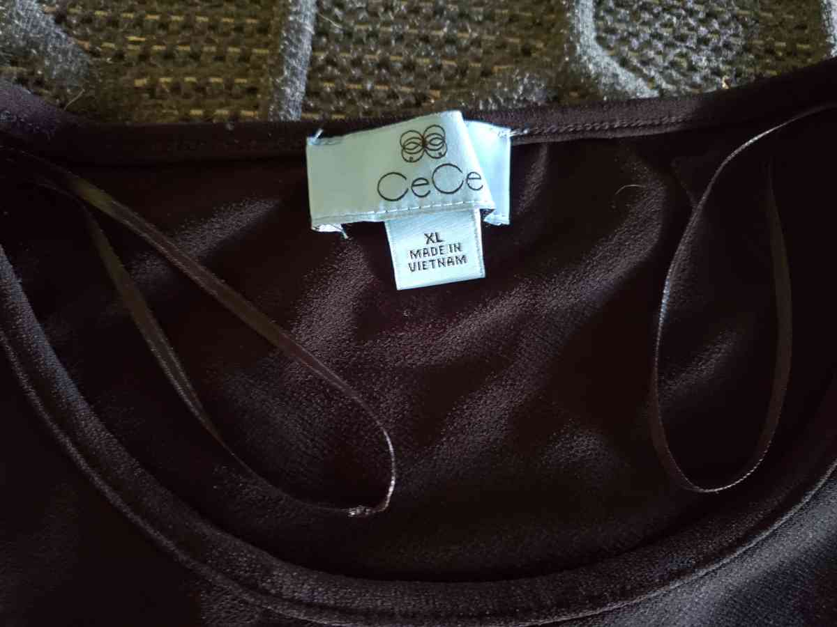 An xLarge black Short with Little White Daisys