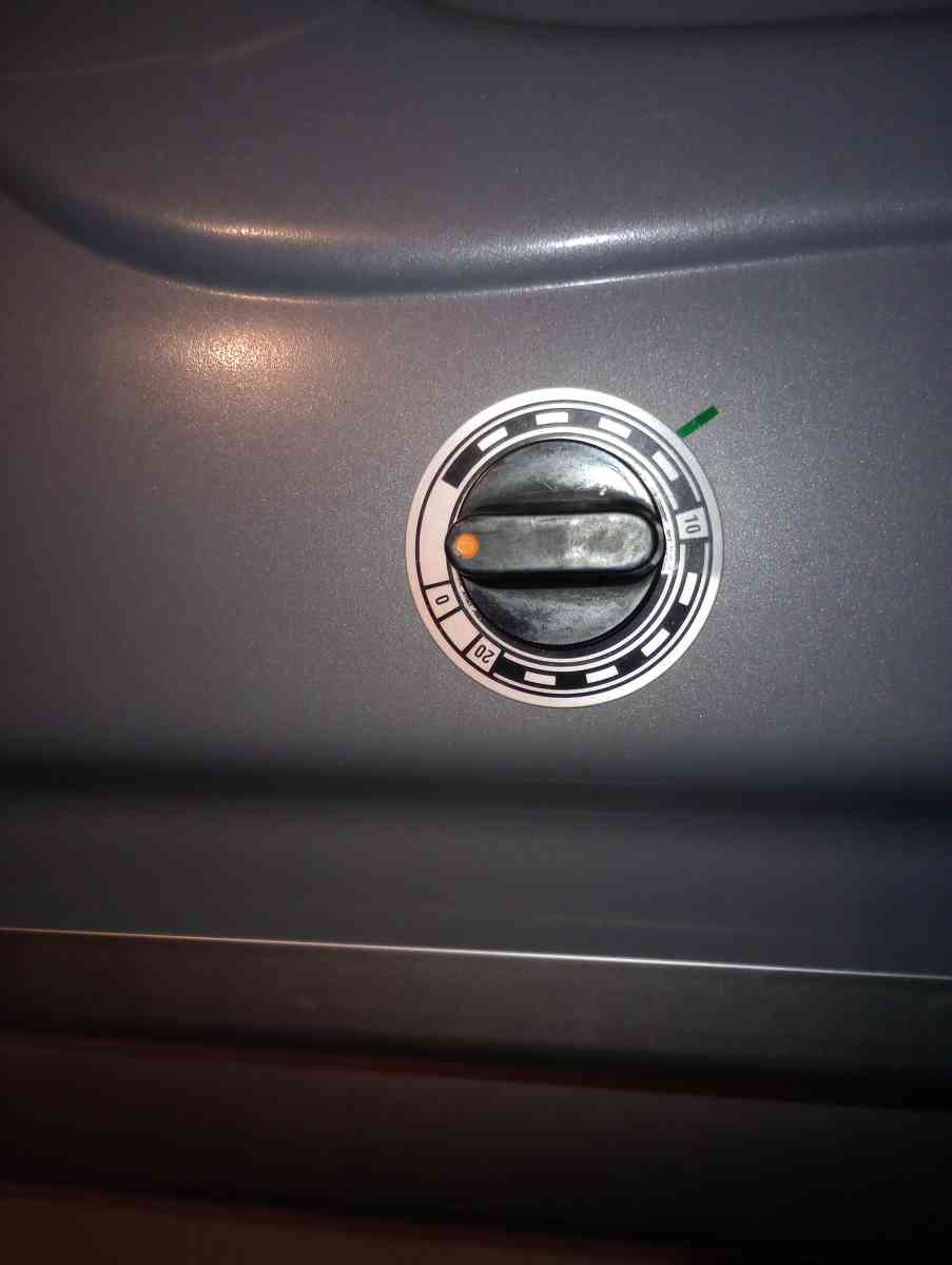 Solar Storm 32 Bulb 20 Min  Tanning Bed