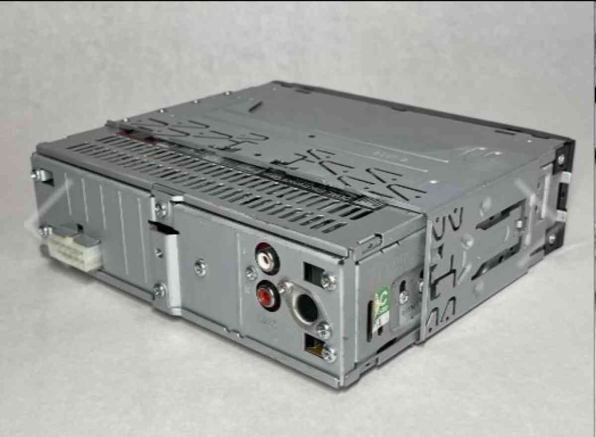 dual Xd 1228 car stereo with face