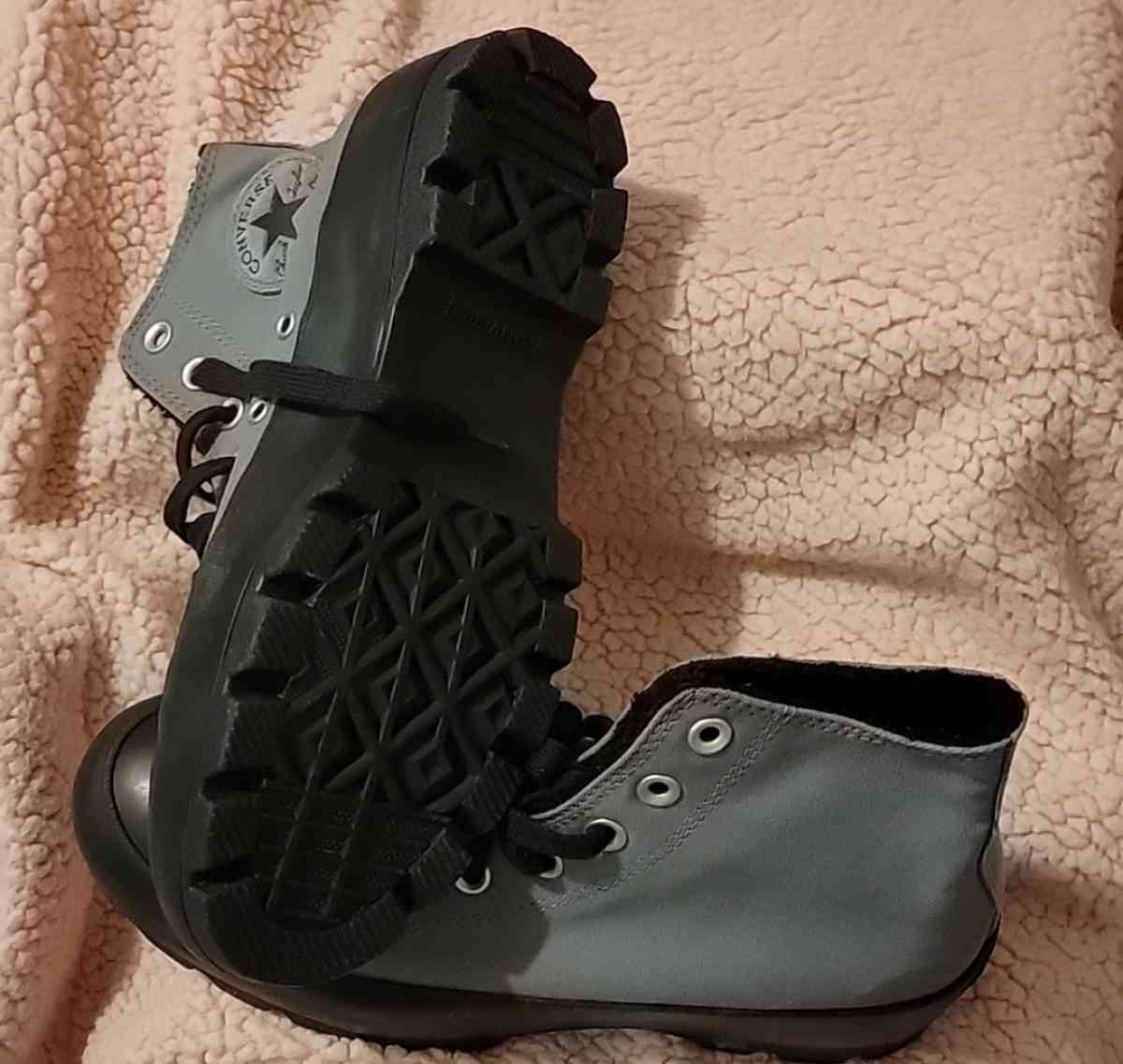 Converse Black and Gray