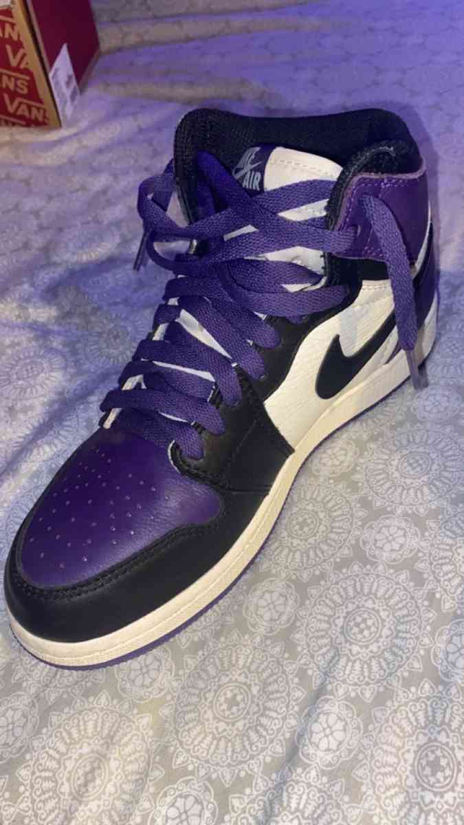 Jordan 1s purple