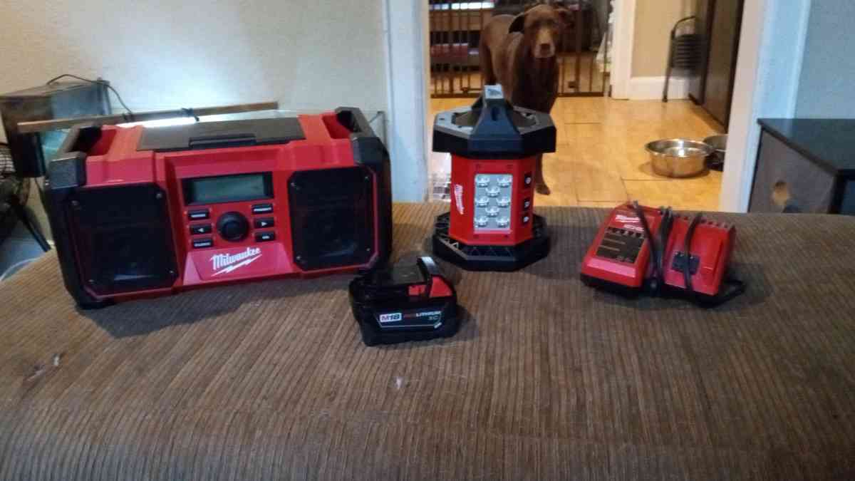 radio light charger and batt