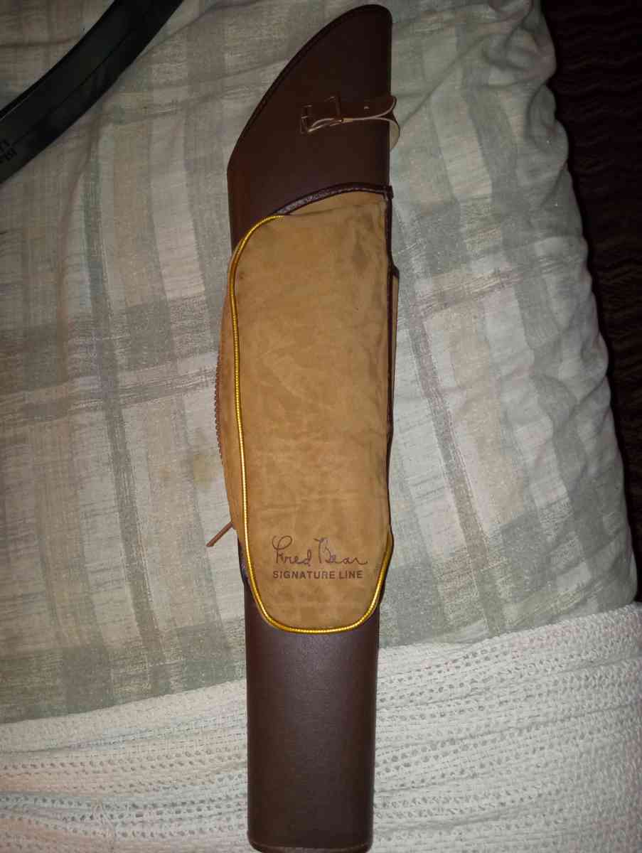 Fred Bear Signature Jennings Bow with 9 Arrows and Tips