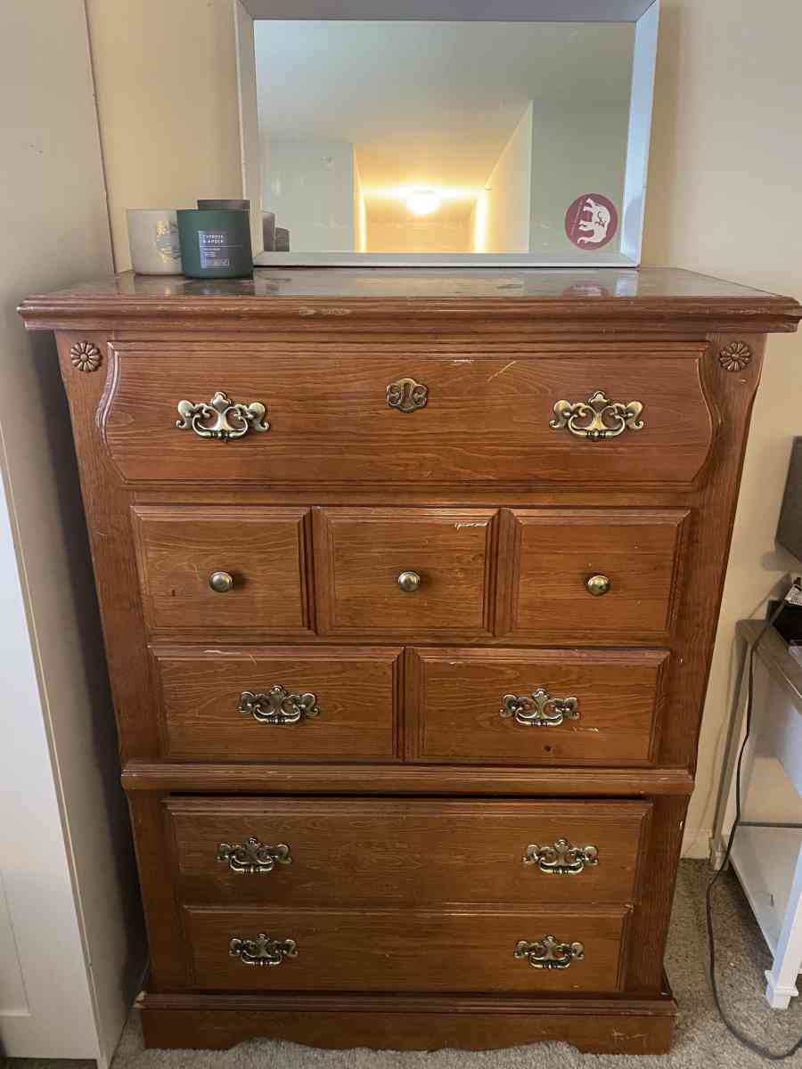 Wood Dresser