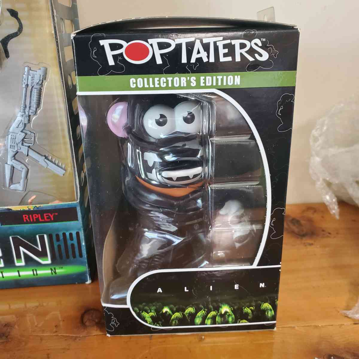 Vintage Alien Resurrection Ripley And Rare Mr Potato Head