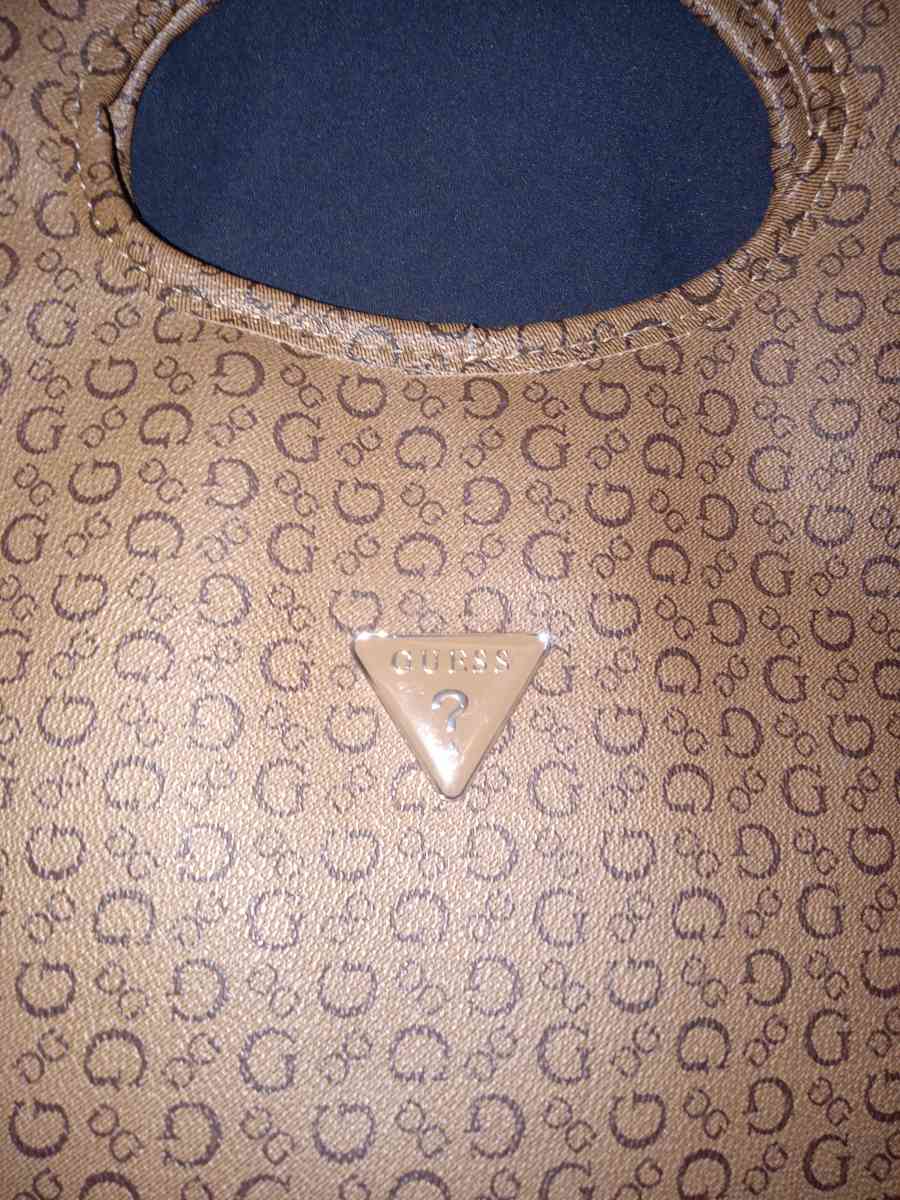 Guess purse