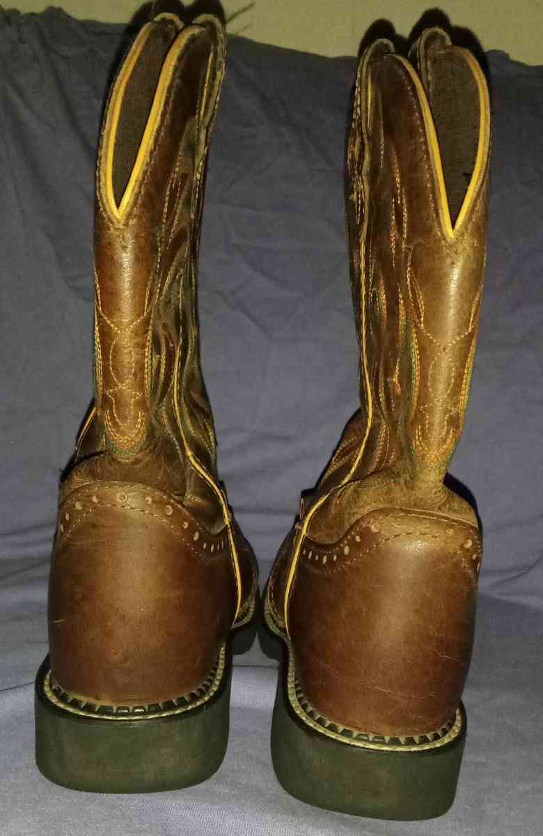womens cowgirl boots