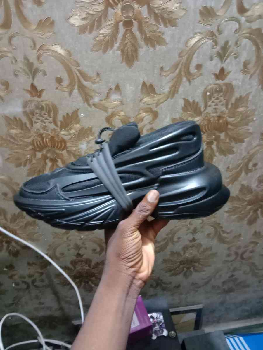 Balmain Unicorn low top Superia